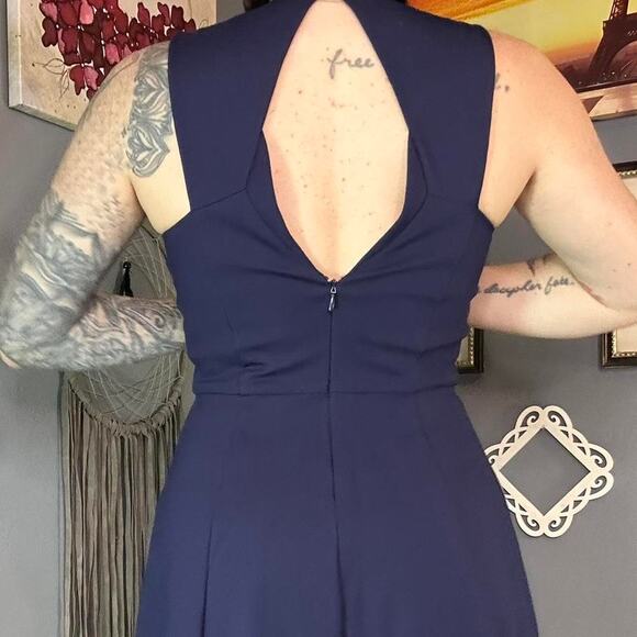 Gorgeous Halston Heritage Dress - Picture 7 of 8